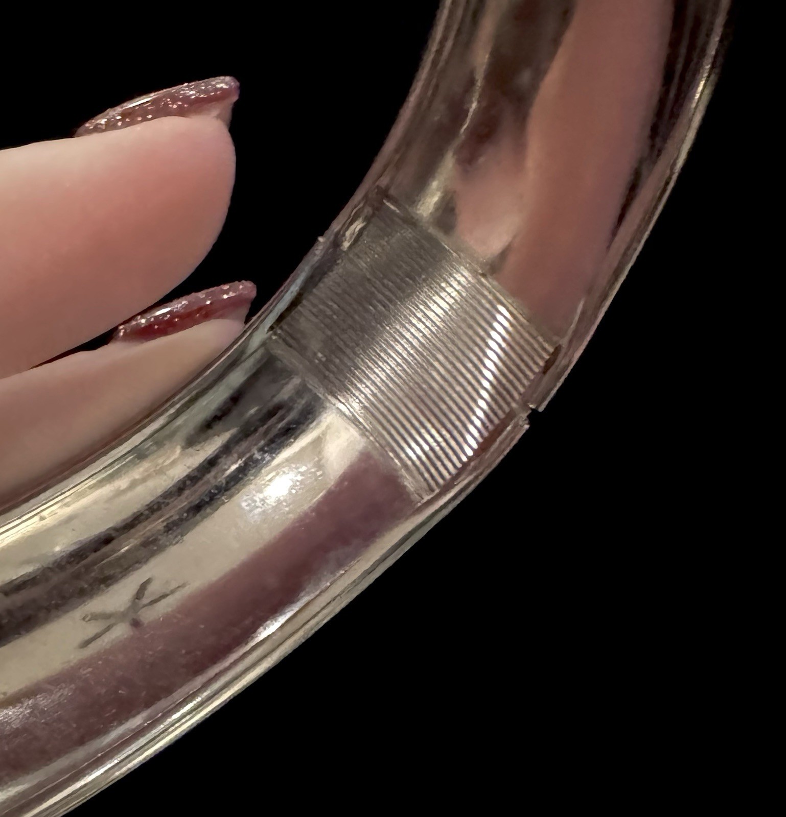 Vintage Silver Tone Solid Metal Bangle Bracelet T… - image 4