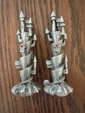 Vintage 1990 Rawcliffe 4 1/8” Pewter Castle with a twist set of 2