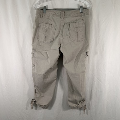 Eddie Bauer Cargo Capri Women's 6 Khaki Low Rise Hiking Button Pockets - Picture 7 of 11