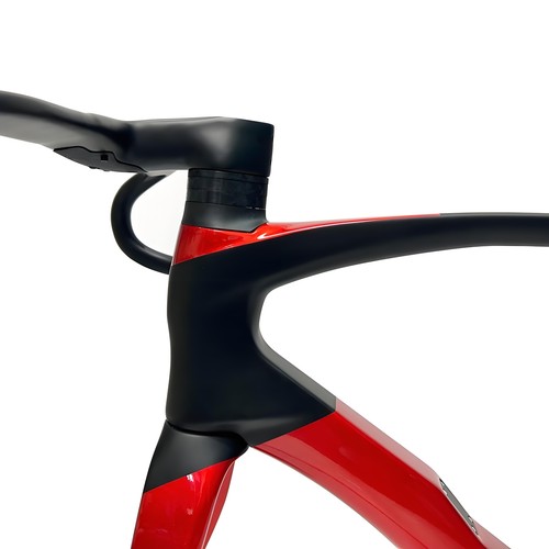 AIRWOLF Carbon Gravel Frame GREVIL 700x45c Cyclocross Bike OFF-Road Cycling Aero - Picture 4 of 27