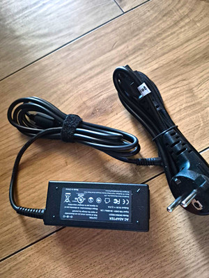 Universal AC-Netzteil SK90A195231 19,5V 2,31A schwarz Netzadapter