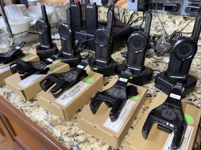 Motorola DLR1020 Two-Way Digital Business Radio (5 Pack), Chargers,Clips,Mic s  