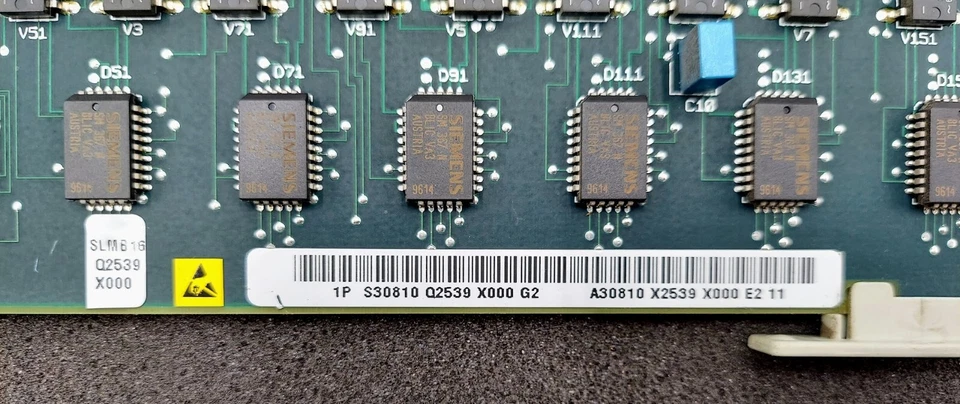 SIEMENCS A30810-X2539-X000-E2-11 30E9292 35SMN102 BOARD Foto 4 de 4