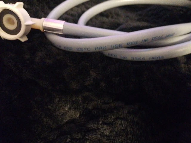 Water Inlet Hose TP Reflex PL800 EN61770 10BAR 25° MAX - Image 3 of 4