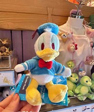 Hong Kong Disney Donald Duck Magnetic Shoulder Pal Plush doll disneyland