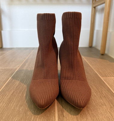 Steven New York Women s Brown Ribbed Knit Sock Ankle Boots Pointed Toe 7.5