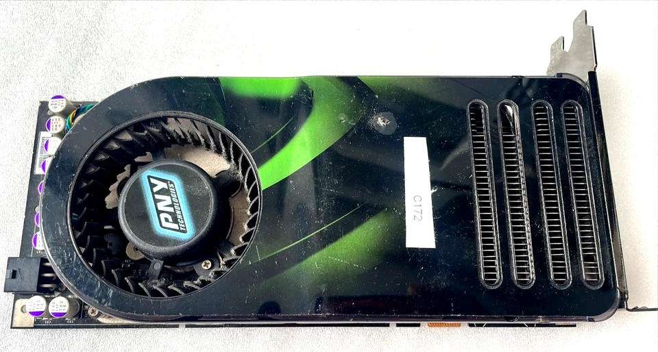 PNY Nvidia GeForce 8800GTS 640MB GDDR3 DVI x2 Video PCIE Graphics Card - Image 2 of 4