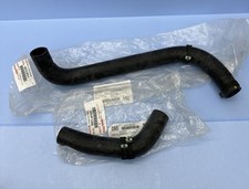 TOYOTA SEQUOIA TUNDRA UPPER 165710F031 & LOWER 165720F011 RADIATOR HOSE SET