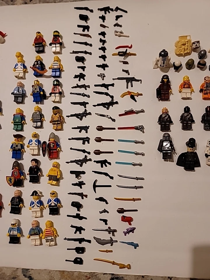 Lego Star Wars Minifigure Lot Blasters And Light Sabers Dragon LOTR Darth Vadar - Image 4 of 4