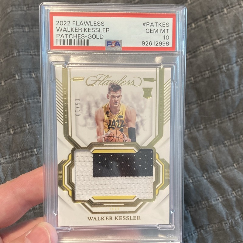 Walker Kessler Gem 10 PSA Game Worn Patch Gold  ROOKIE 05/10! Los Angeles Lakers