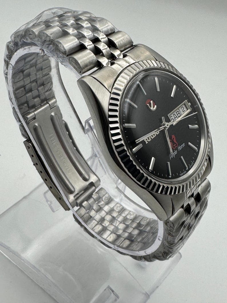 Watch Automatic Rado Purple Men's Black Horse - vintagewatches.pk