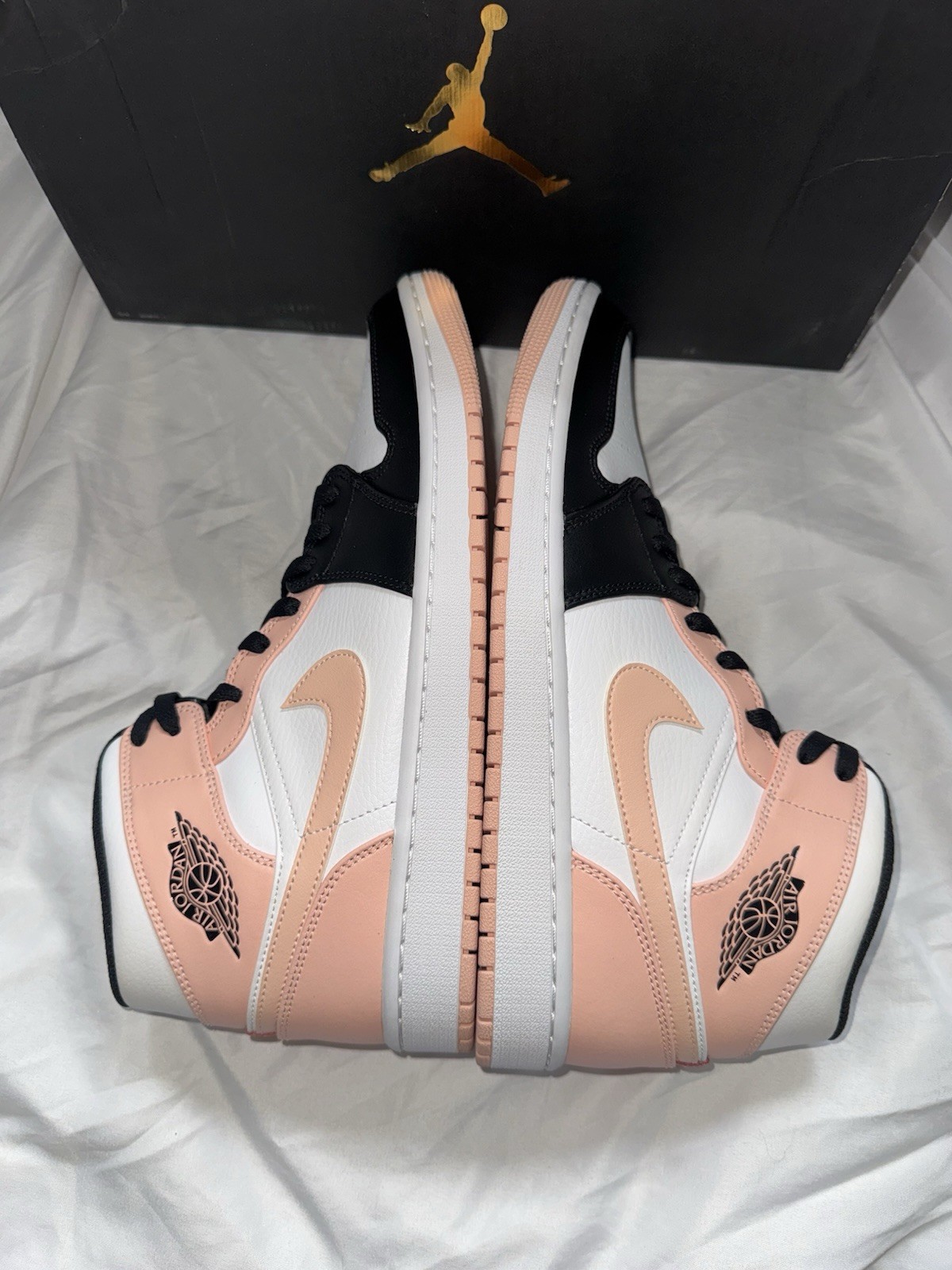 Nike Air Jordan 1 Mid Peach Black White Men’s 10.5 New Deadstock w/ Box thumbnail 6