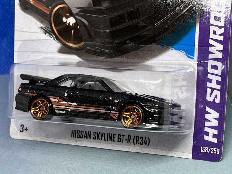 Modellino Nissan Skyline 1:64 Con Protettore Hot Wheels Fast & Furious ...