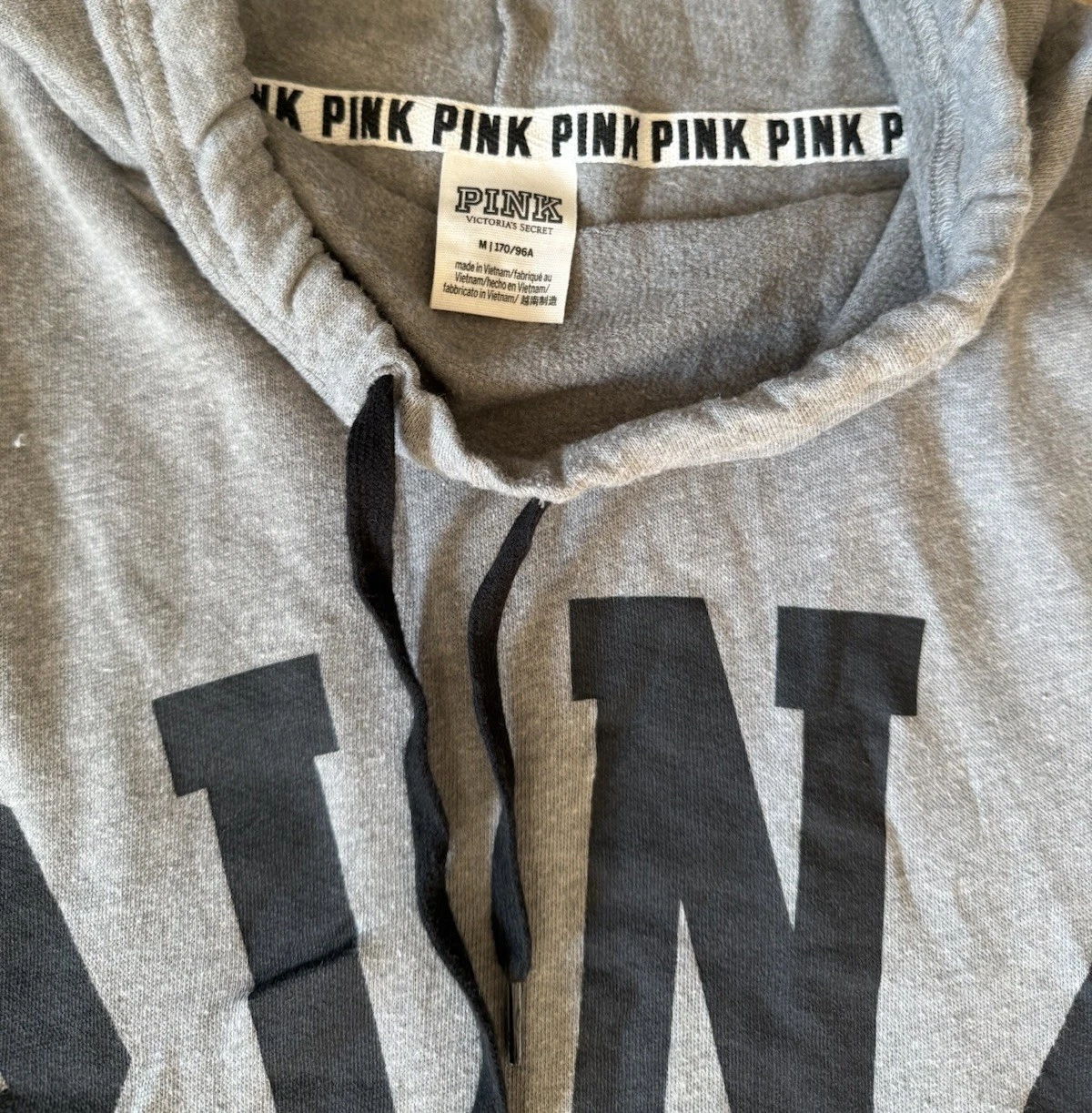 UNDERCOVER Felpa con cappuccio Victoria Secret ROSA donna grigia oversize logo grafica cappuccio ricamato taglia M