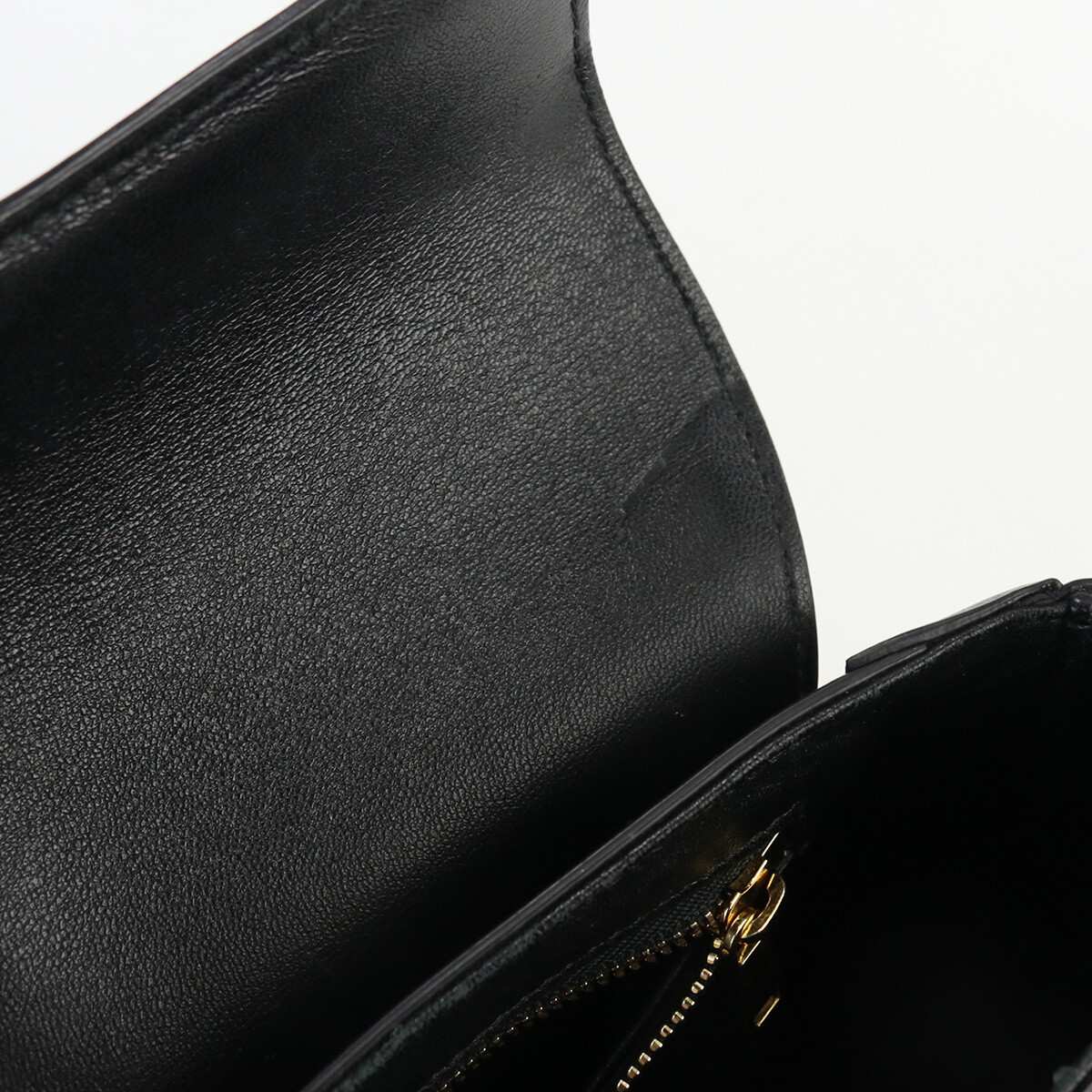 CELINE ブザス 16 18919 3BF8 38NO【ランク：A】 CELINE 18919 3BF8 38NO Buzas 16 Saze Diagonal Shoulder Bag