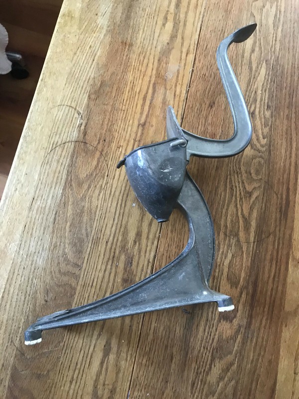 Vintage Wear-Ever Hand Press Juicer Aluminum USA Manual Squeeze Strainer Rare