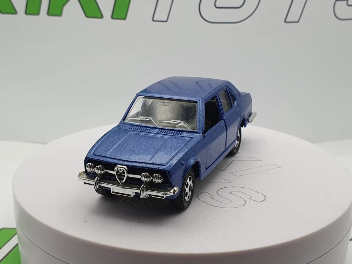 Mebetoys - Made In Italy - Voiture miniature - A-76 Alfa Romeo Alfetta