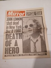 Beatles.  Rare Item. John Lennon Shot. Daily Mirror Wed 10th December 1980