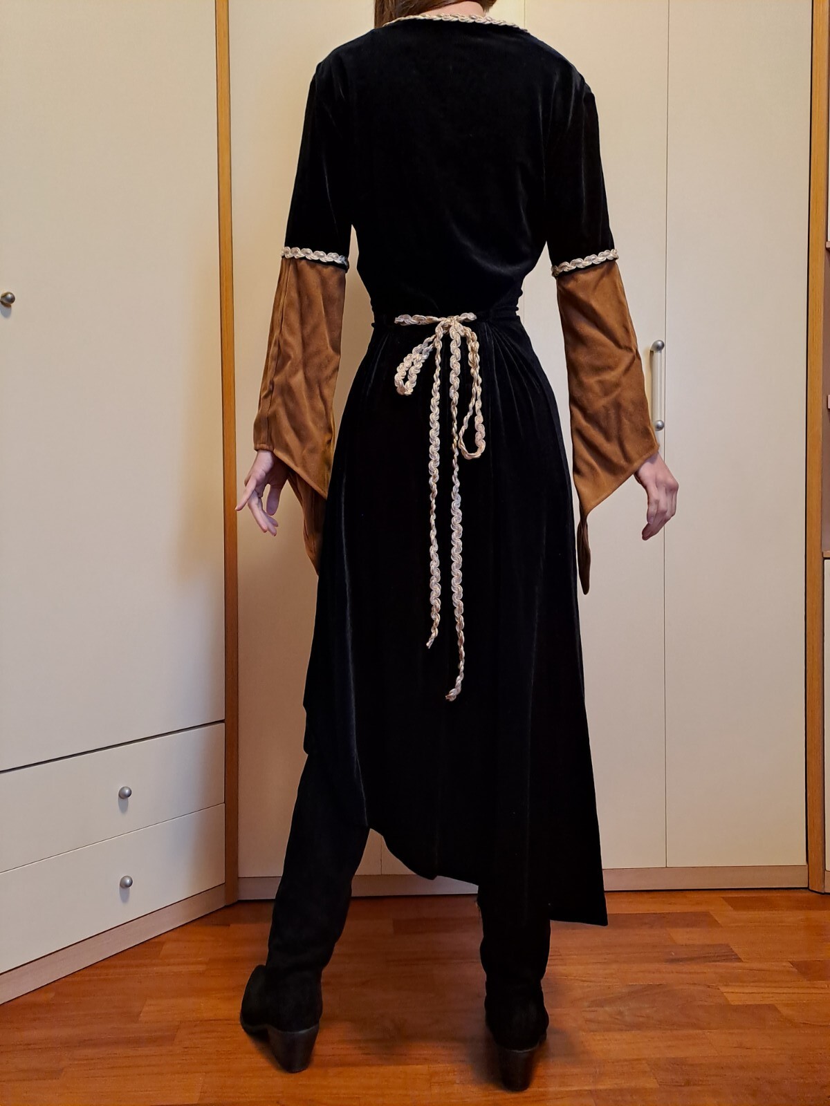 Foto 4 di 4