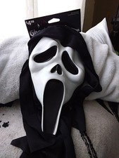 GHOSTFACE SCREAM Mask - Fun World Halloween Costume - One Size - With Tags