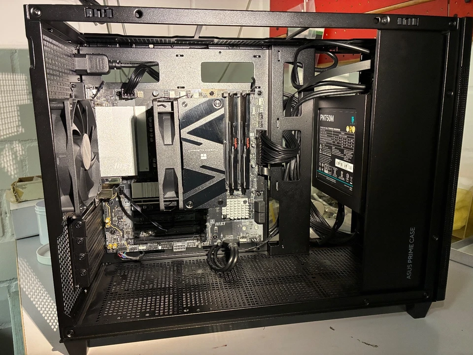 LIKE NEW, Asus AP201 uATX Case, Black, Mesh Panel, USB 3.0x2 + C and audio ports - Bild 4 von 4