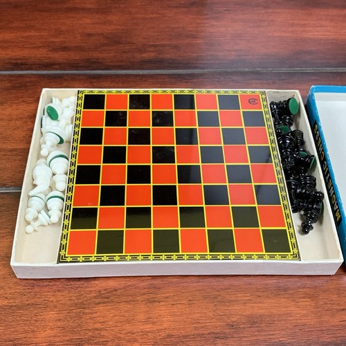 Magnetisches Schachspiel Vintage 80er Jahre Made in Japan Kunststoff tragbar klein - Bild 5 von 11