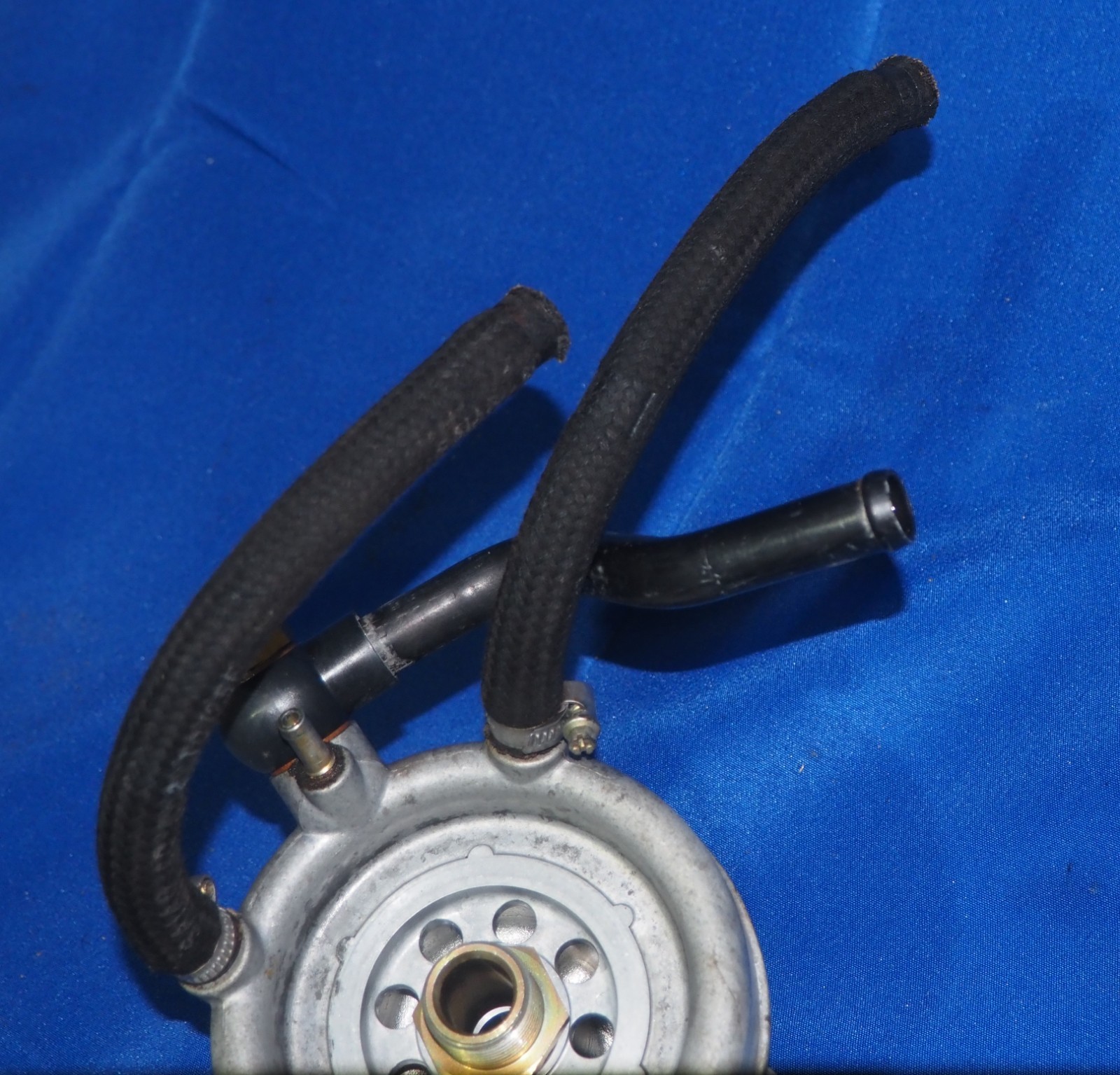 1995-1999 Ferrari F355 2.7 & 5.2 Motronic 3.5L V8 F129 Oil Filter Flange Base OE