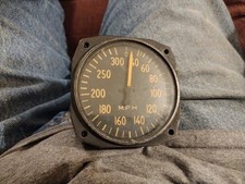 Aircraft Indicator Airspeed Pitot Static 40-300 Knots  US Gauge 