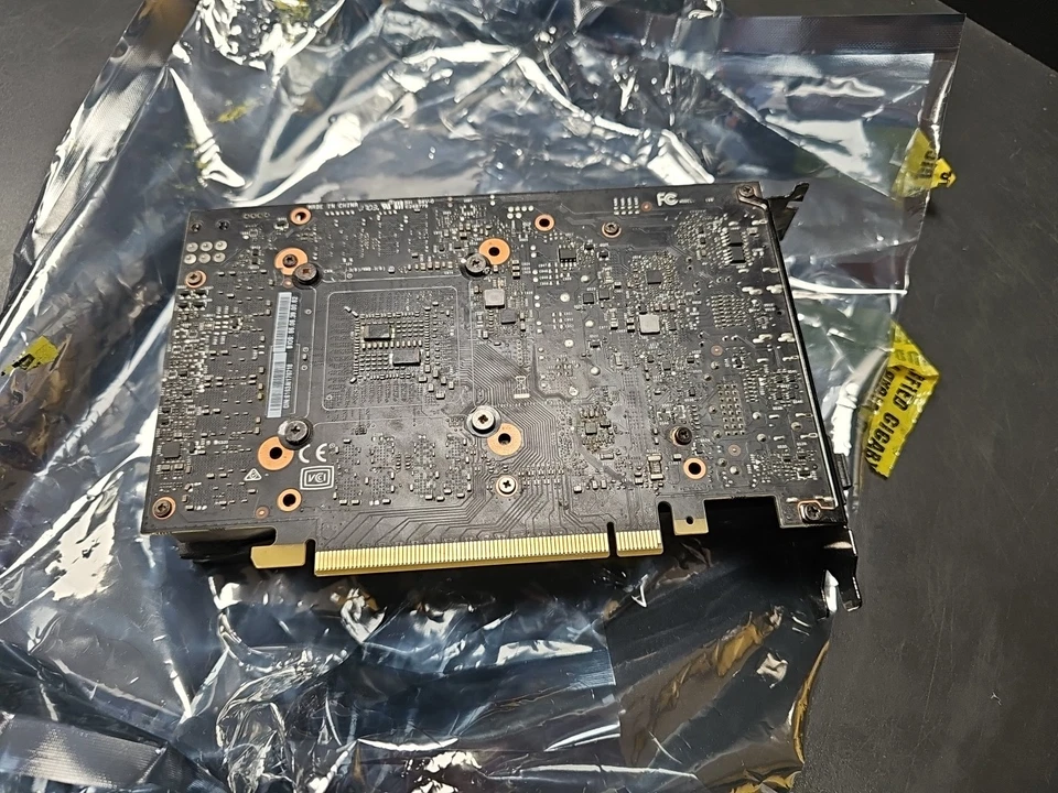 EVGA GeForce GTX 1060 6GB Graphics Card - Faulty - Image 4 of 4