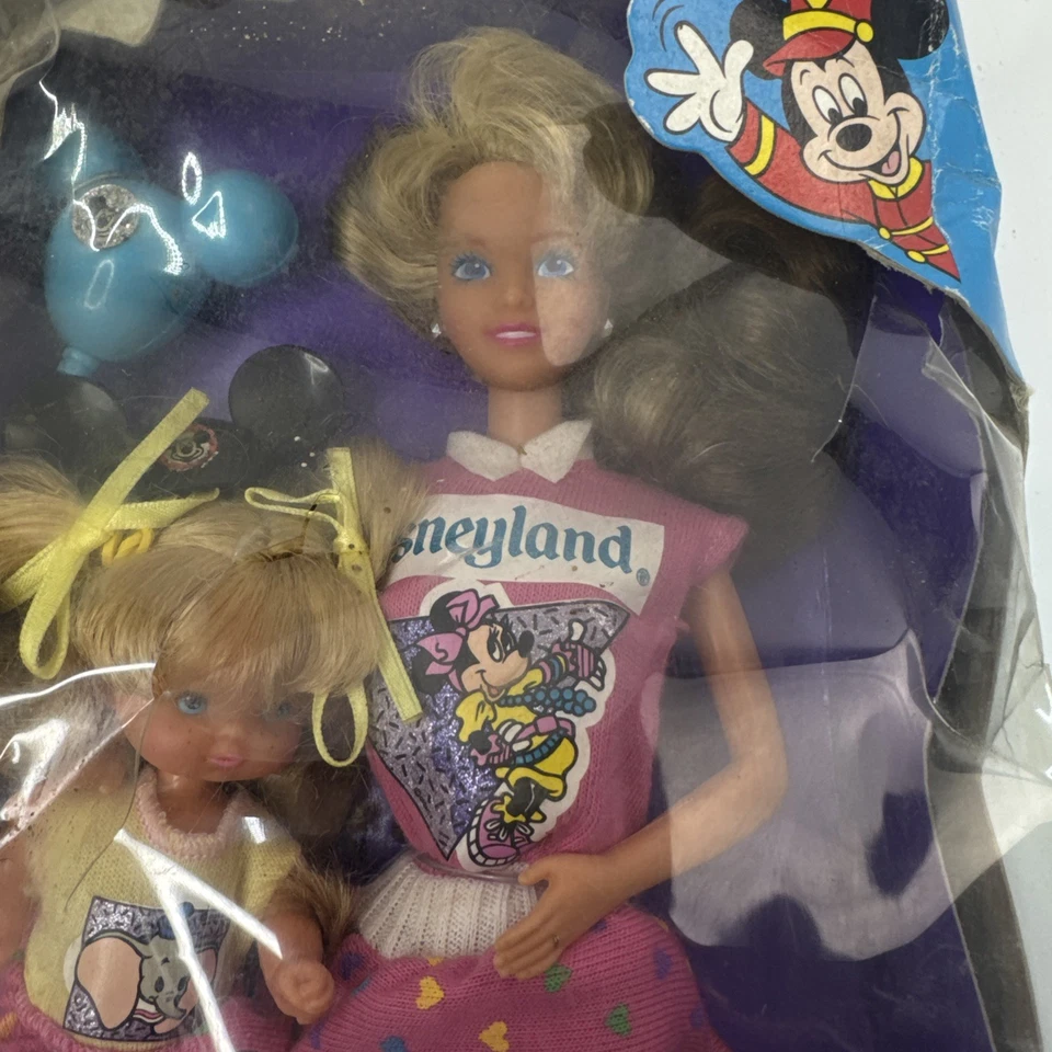 The Heart Family Visits Disneyland Park 1989 mamá/niña #7555 papá/niño #7556 en caja original Foto 4 de 4