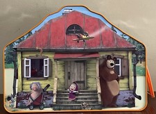 2008 Masha and the Bear Metal Case PLUS 6 Toy Figures