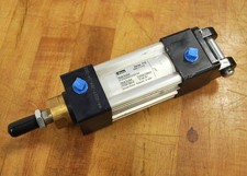 Parker P1DYG040MCE0035NTNN Cylinder - USED