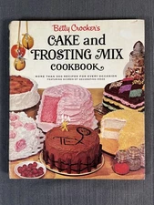 Vintage 1966 Betty Crocker's Cake & Frosting Mix Cookbook 1st Print Spiral USA