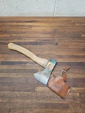 E14- Vintage Norlund Hudson Bay Hatchet with Sheath 1 lb 2 oz