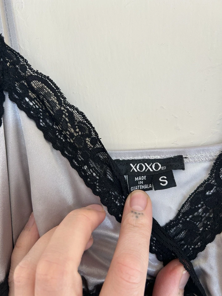 Vestido Babydoll XOXO Vintage Y2K Años 90 Plateado Encaje S Hada Delicado Baile de graduación Formal Foto 3 de 4