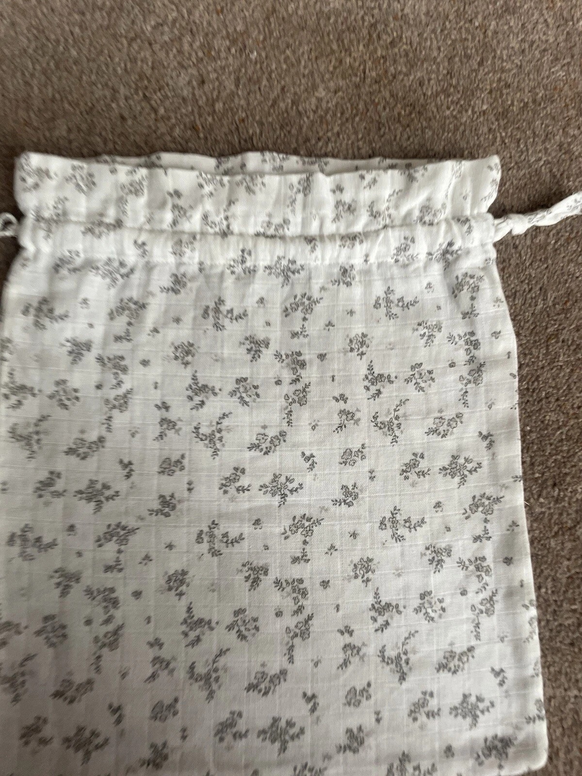 Picture 18 of 24