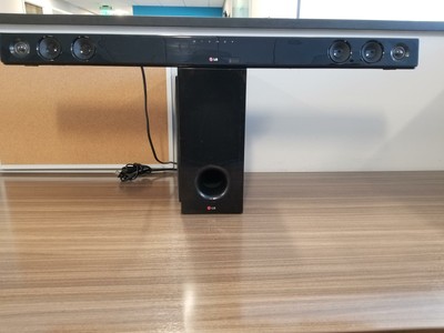LG NB3520A 40W Sound Bar + LG Wireless Subwoofer S33A1-D