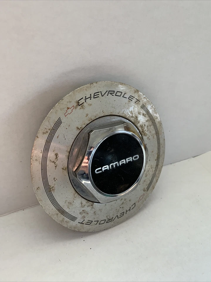 Chevrolet Camaro RS Z28 1982-1992 tapa central rueda Foto 2 de 4