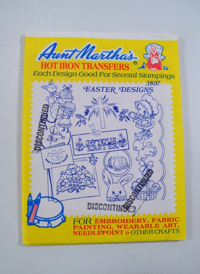 5 Aunt Martha's Hot Iron Transfer Easter, Sunflowers, Hearts-Hummingbirds, Belle - Image 3 of 4