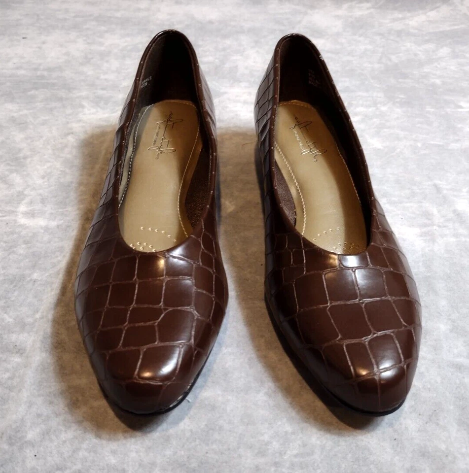 Мягкий стиль на Hush щенки, комфорт, насосы, обувь, размер 9,5 S, крокодила узор! - Изображение 2 из 4