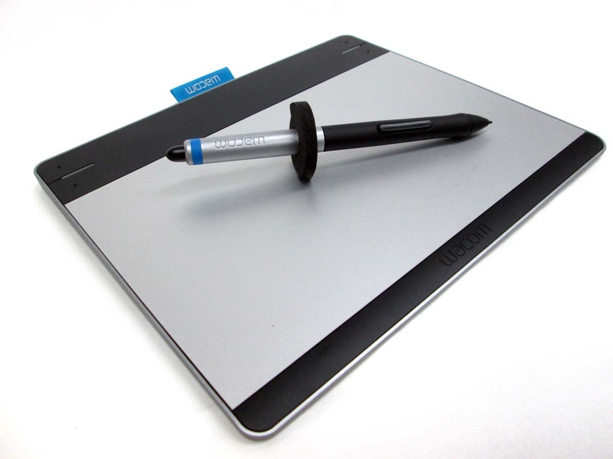 WACOM Intuos CTH-480 S2 Small Creative Pen Tablet Japanese Digital