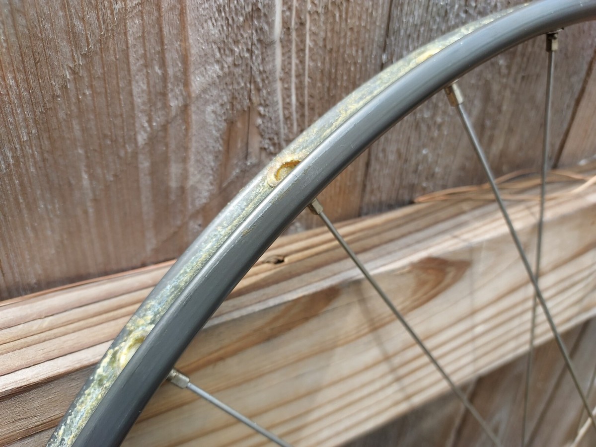 Vintage Mavic GL 330 Tubular Front Wheel 32h 700c Presta