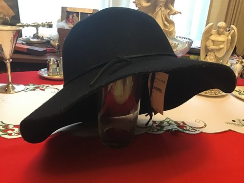 Black Wide Brim Hat 