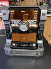 Sony LBT-ZX99i Head Unit Only.No Speakers.Works But FACE IS LOOSE LOOK AT PICS