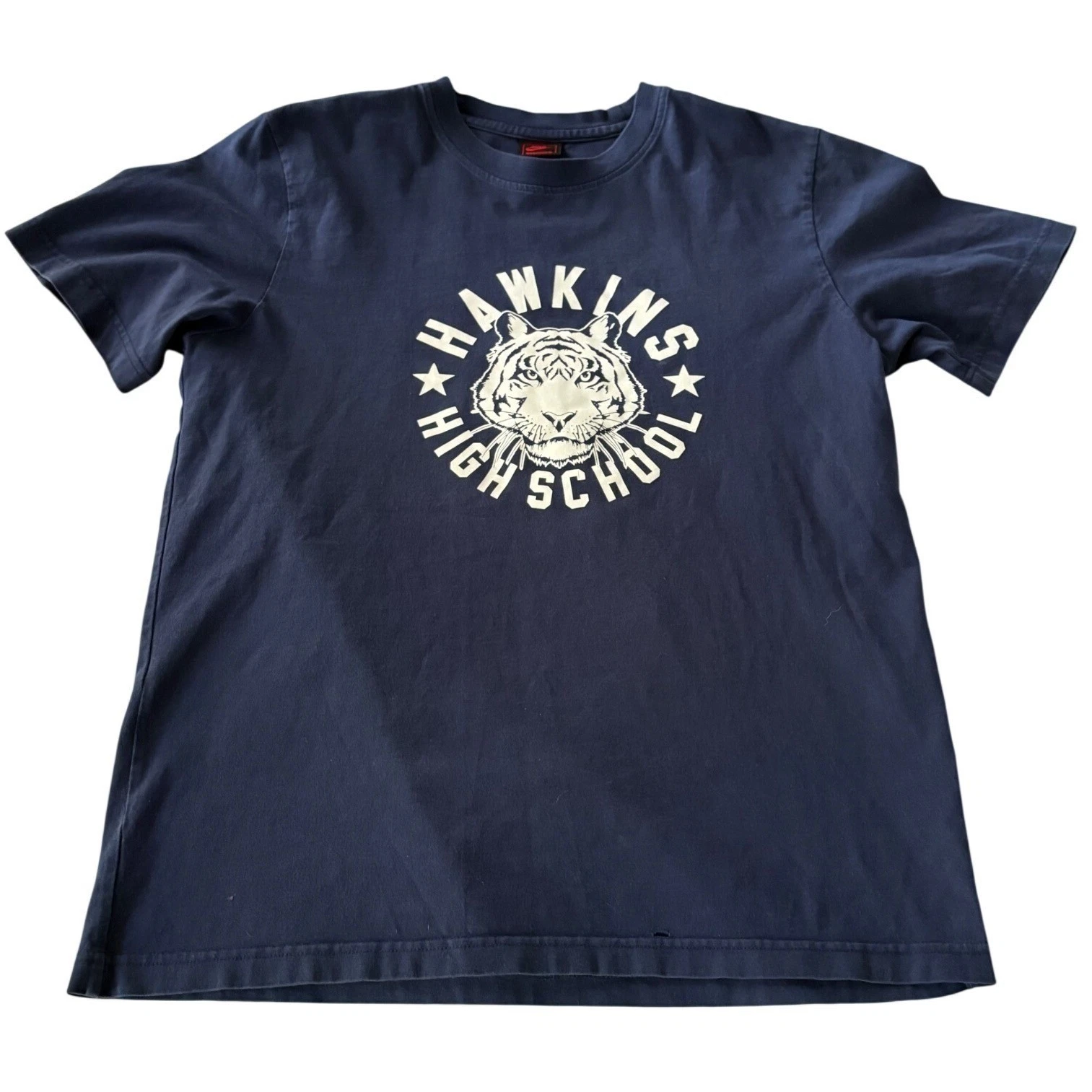 Nike Stranger Things Hawkins High Tiger Mascot T-Shirt Medium Navy Netflix Men