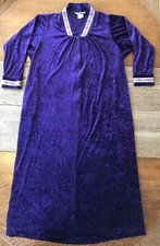 VTG Anne Leslie Women  s M Purple Crushed Velvet Robe House Coat Pullover 1/2 Zip