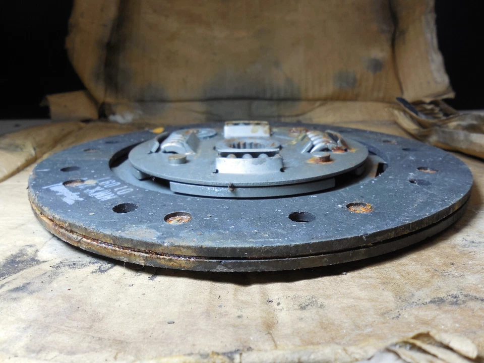 DISCO EMBRAGUE 6 CILINDROS FORD F250 F350 4.9L PERFECTO RCF1002 Foto 4 de 4