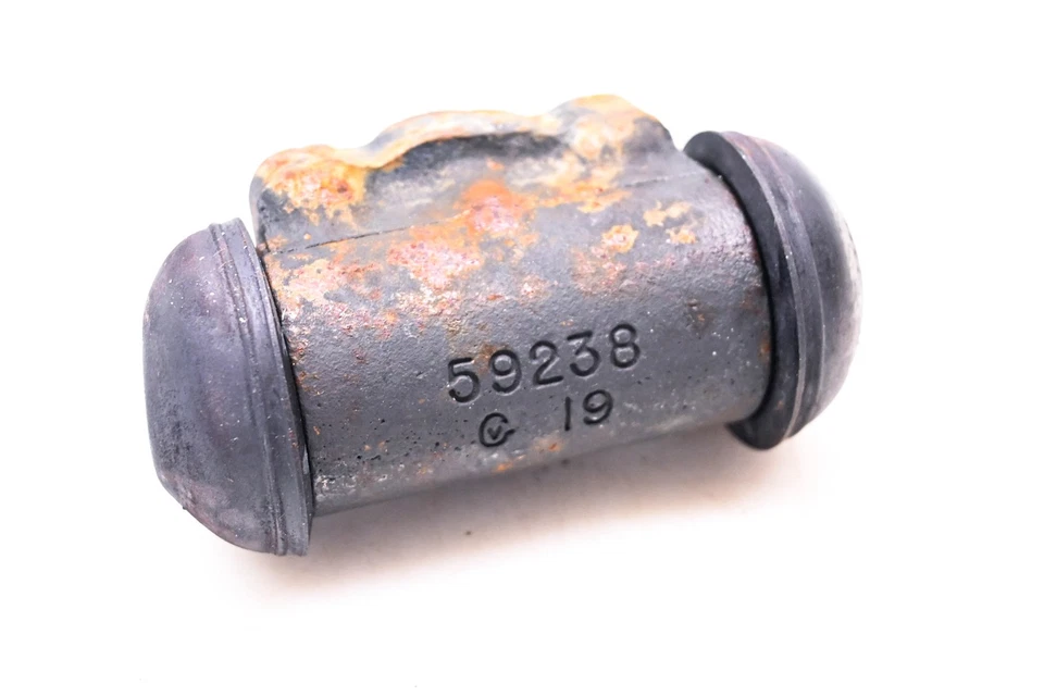 Parts Master WC17507 Brake Cylinder NOS - Image 2 of 3