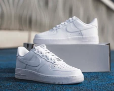 Nike Air Force 1 '07 Low Top New Classic Sneakers White