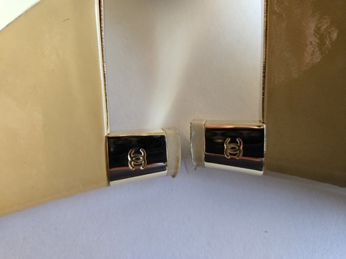 Chanel Beige Größe 7 - 7 1/2 Weiß Lackleder Knöchelriemen CC Logo auf Absätzen - Bild 8 von 12